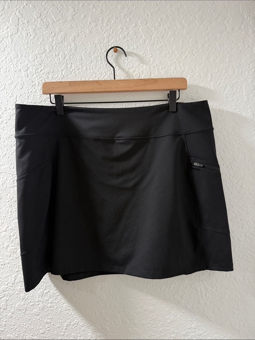 EDDIE BAUER Black Active Skort with Zip Pocket - Women's Skirt Size XL